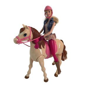 Mattel Barbie Saddle n Ride Walking Horse Set w/Doll Helmet Boots Tested‎